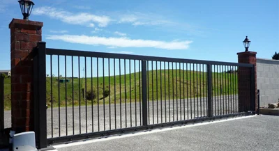 North America metal fencing market size was valued around USD 4,000 million in 2015 and is likely to grow at a CAGR of over 4%